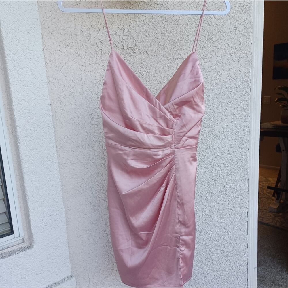 Superdown Kimora Satin Mini Dress Blush Pink XS NWT - Picture 7 of 13